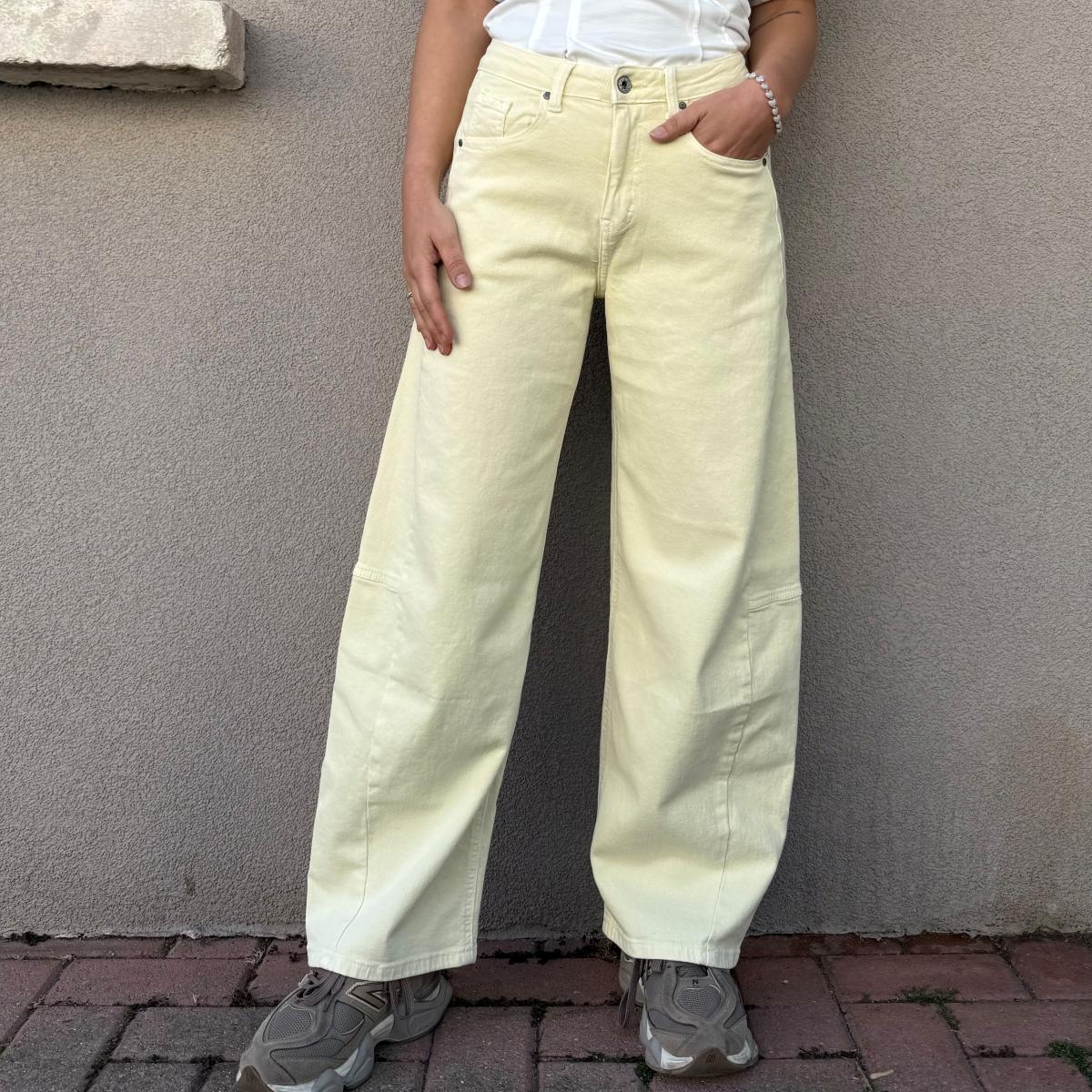 Jeans giallino