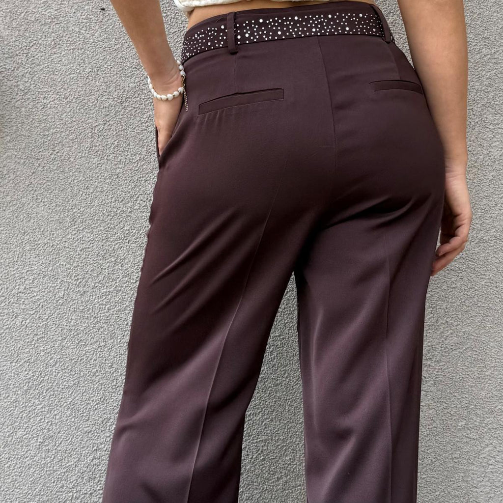 Pantalone con cravatta