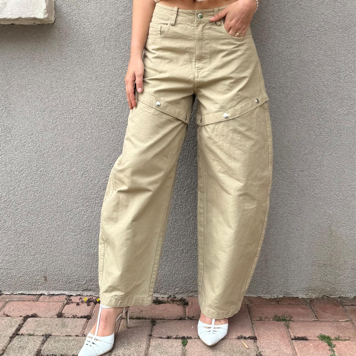 Jeans bottoni