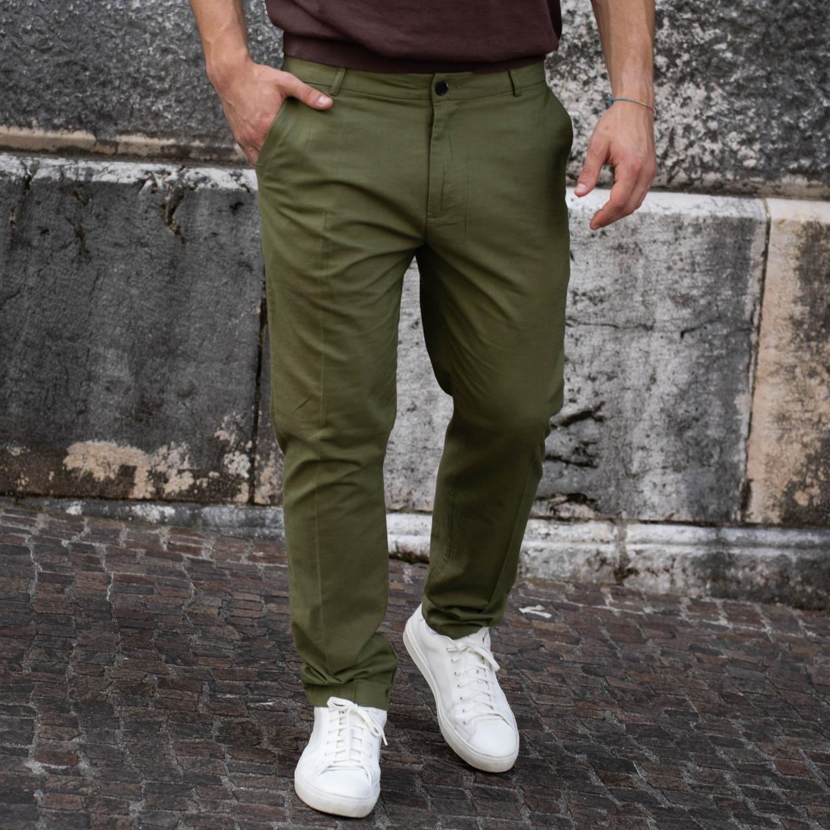 Pantalone a sigaretta
