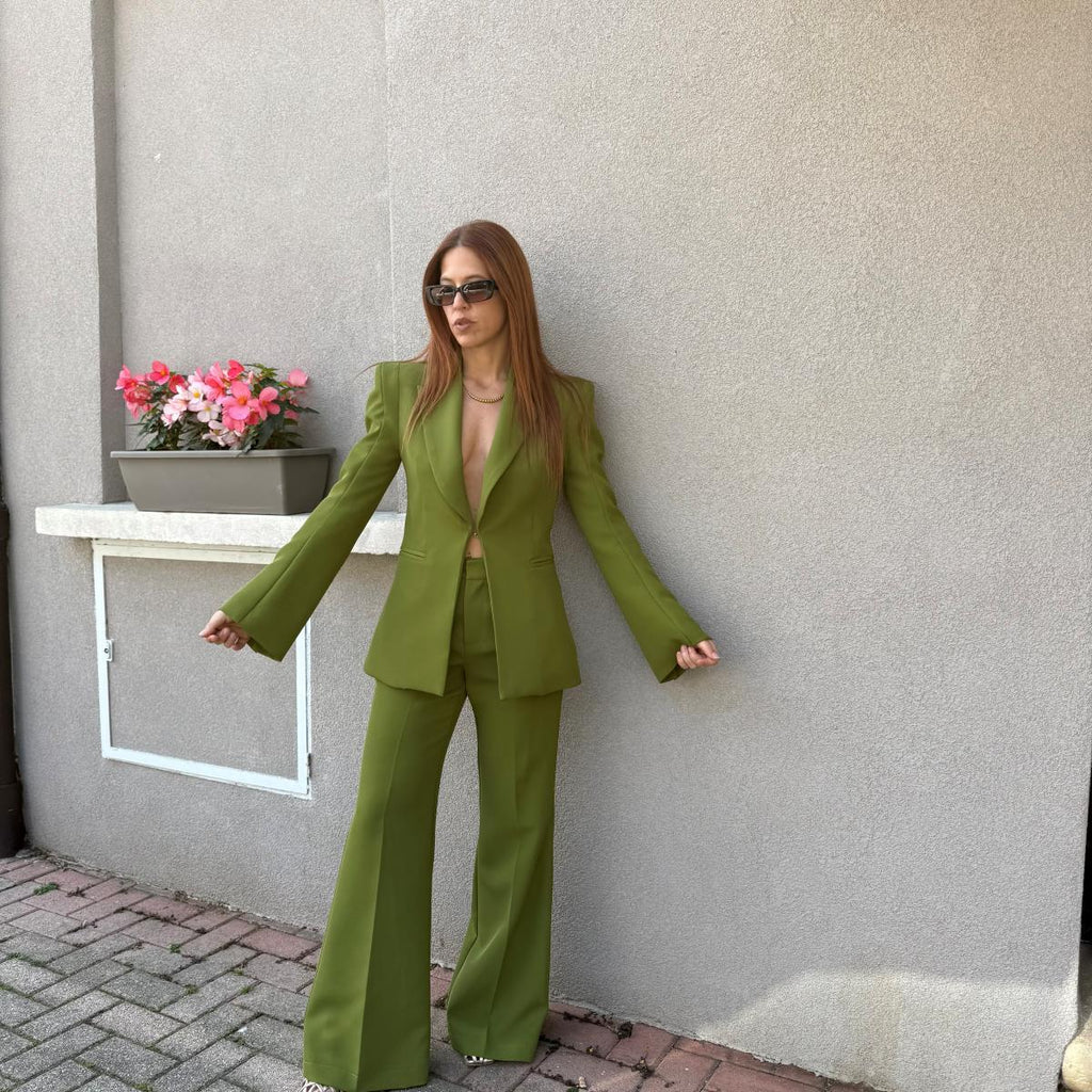 Tailleur sfiancato